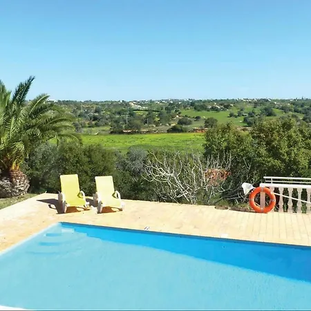 Stunning In With 3 Bedrooms, Wifi And Outdoor Swimming Pool Casa de Férias *