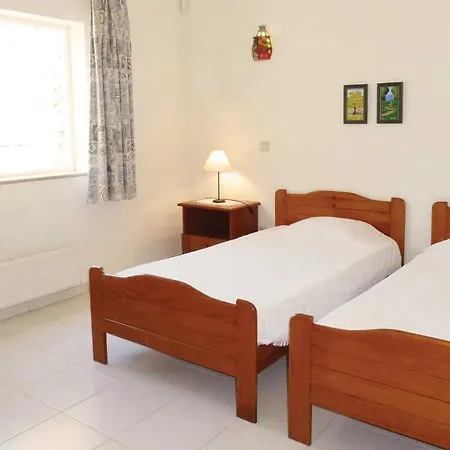 Stunning In With 3 Bedrooms, Wifi And Outdoor Swimming Pool Feriehus Albufeira